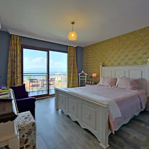 https://nilufer-butik-hotel-adulty-only.aegeanhotels.net
